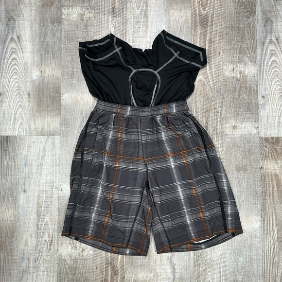 Lululemon Run Response Gray Brown Plaid Men's Shorts Size M - Picture 2 of 9 Lu - Picture 9 of 10